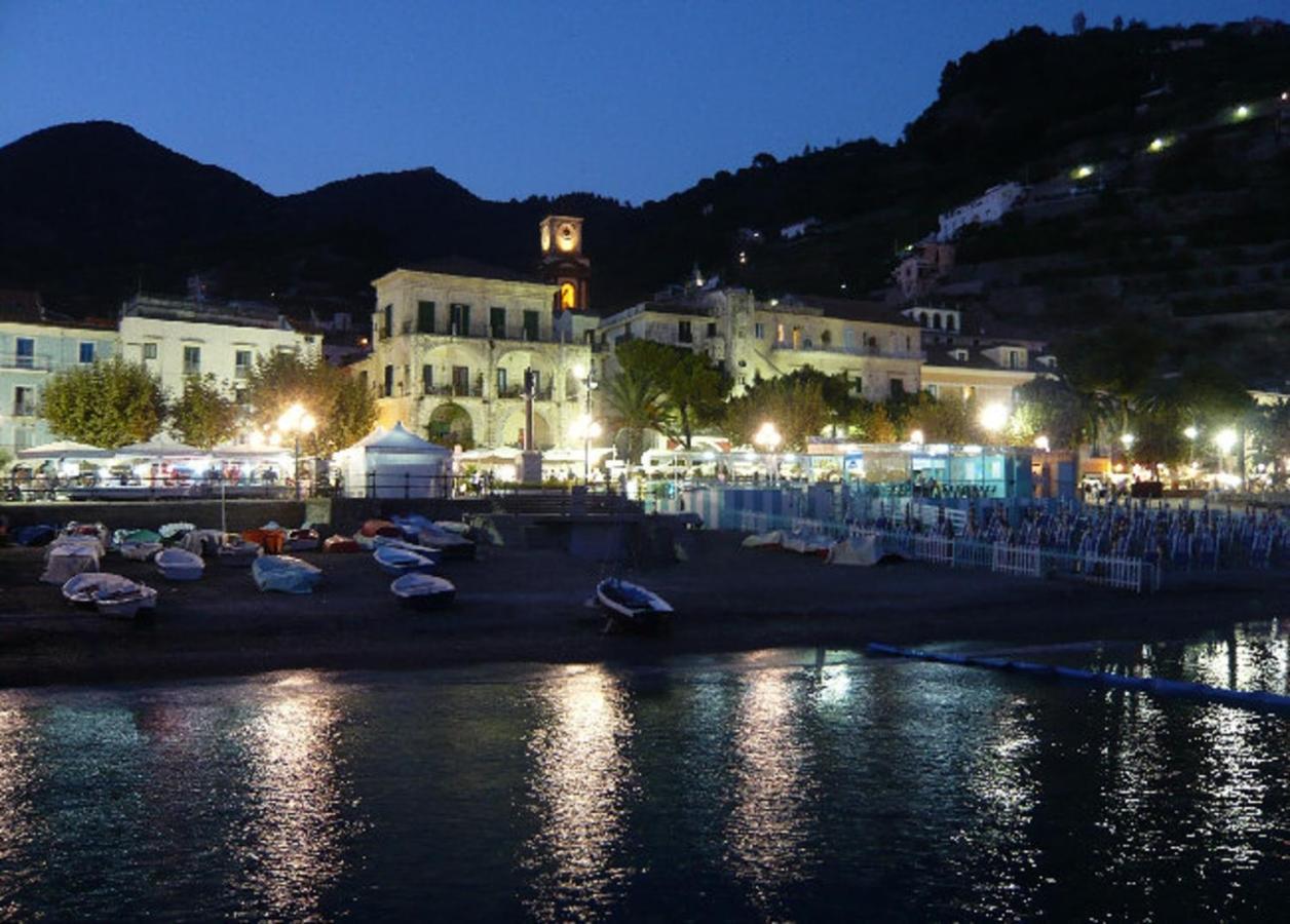 Al Corso Apartments By Amalfivacation Minori Exterior foto