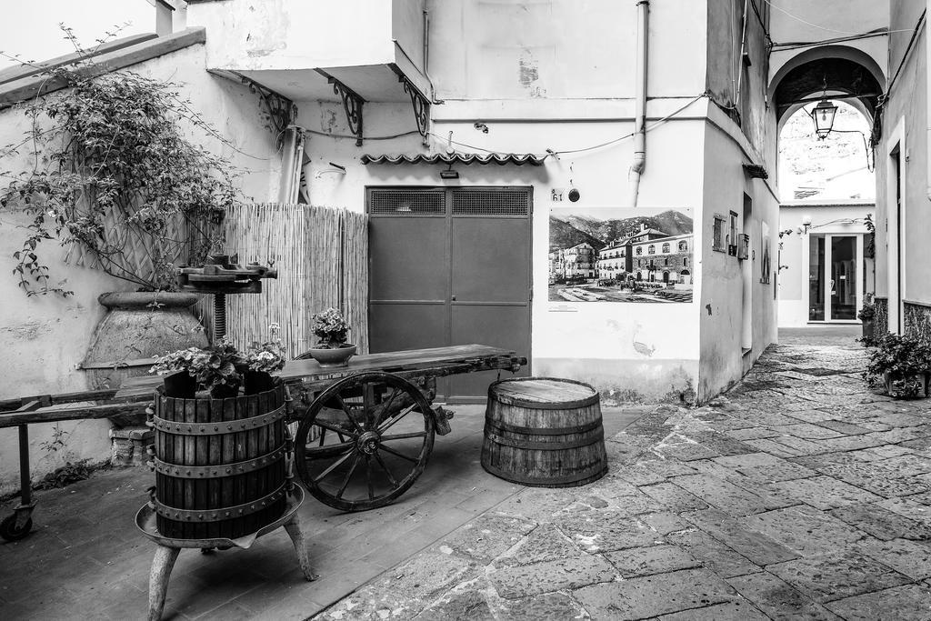 Al Corso Apartments By Amalfivacation Minori Exterior foto